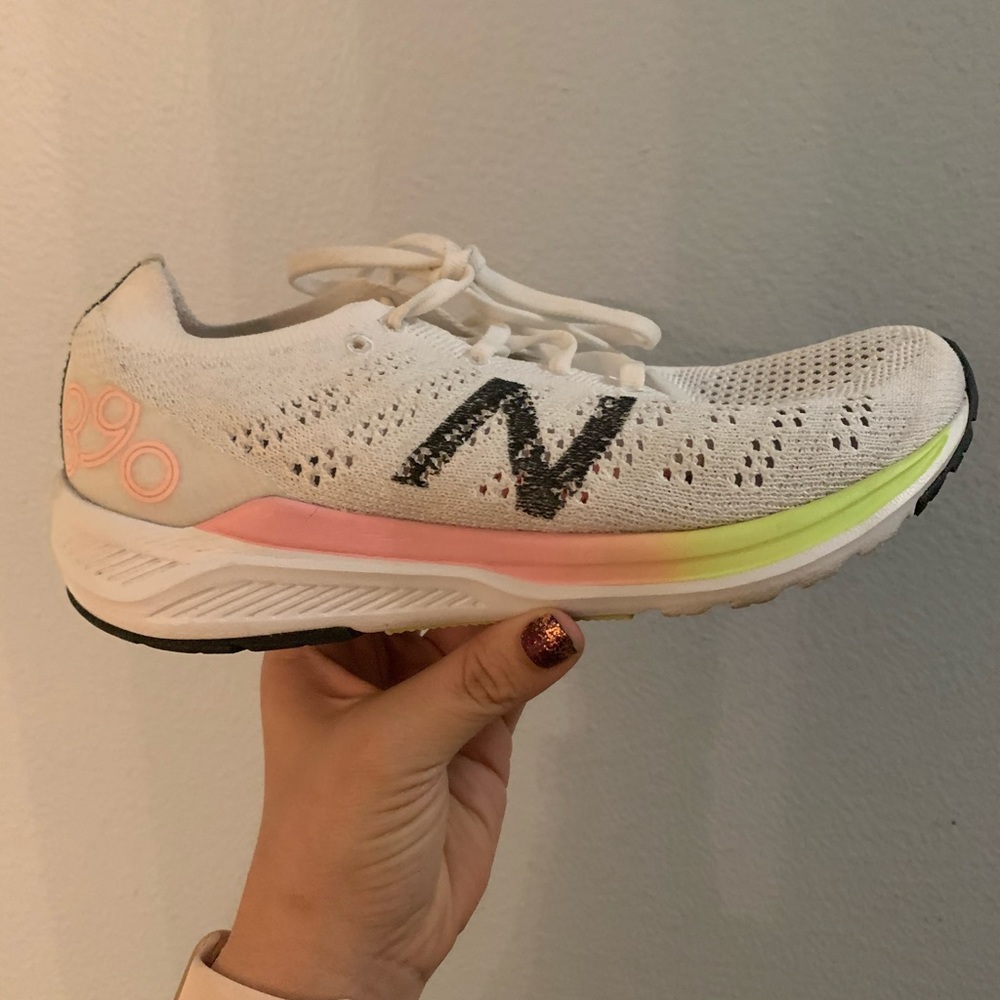 New Balance 890v7